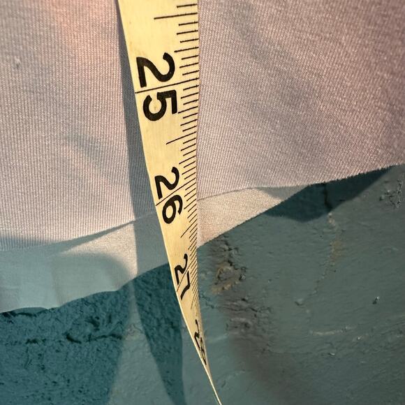 Member's Mark NWT Size Small Ladies fashion hem tee light lavender Super Soft - Picture 3 of 8